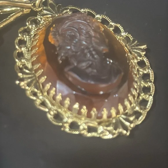 🛑🛑SOLD - Whiting & Davis Vintage Cameo Necklace - Picture 6 of 17